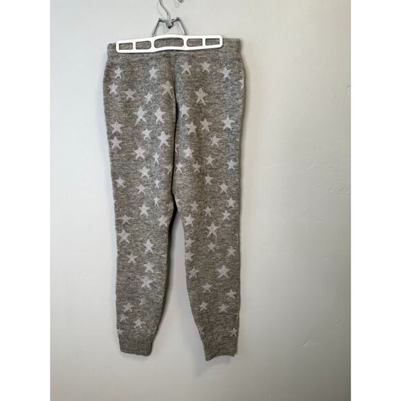 Ann Taylor Grey and Silver Star Lounge PJ SET - Picture 8 of 11
